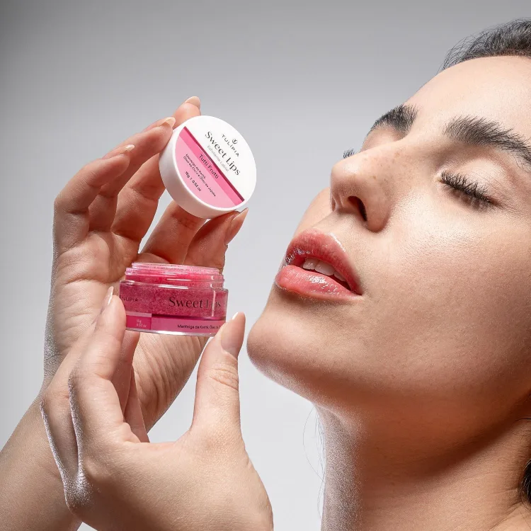 SWEET LIPS ESFOLIANTE LABIAL TUTTI-FRUTTI 15G - foto alternativa