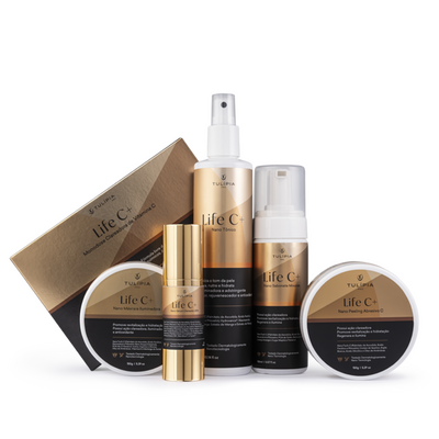 Imagem em 3D do cosmético KIT LIFE C+ PRO (NANO SABONETE MOUSSE PROFISSIONAL, NANO TÔNICO PROFISSIONAL, NANO MÁSCARA ILUMINADORA, NANO MONODOSE  CLAREADORA E NANO PEELING ABRASIVO C, SERUM)